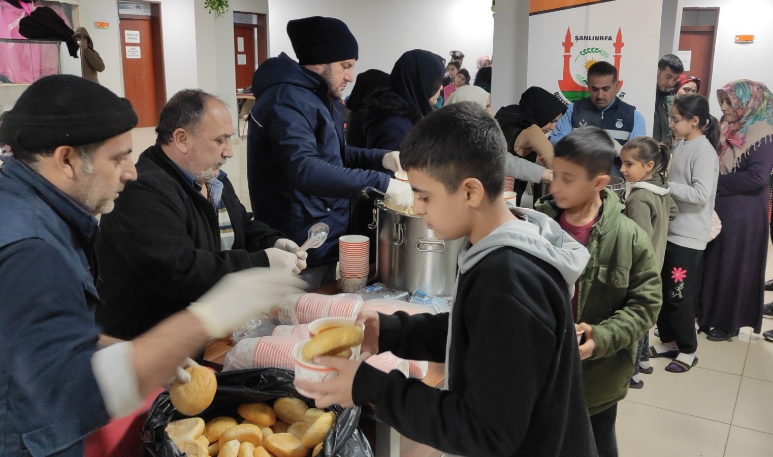 Kadın destek merkezleri depremzede vatandaşların sıcak yuvası oldu