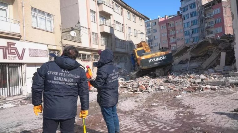 Urfa'da hasar tespitinde müteahhit baskısı iddialarına ilişkin barodan açıklama