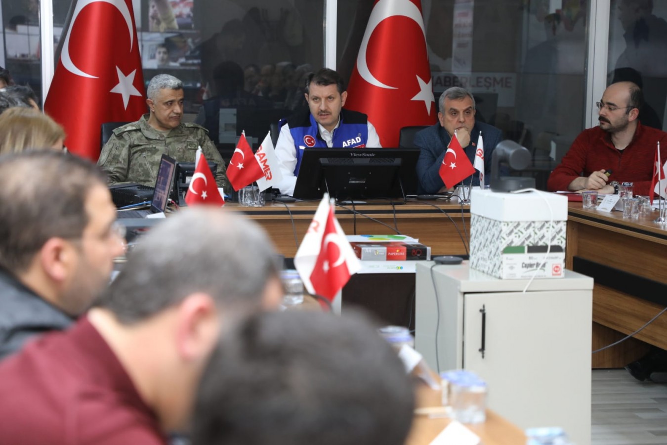 Vali Ayhan’dan deprem sonrası hasar tespit çalışmalarıyla ilgili açıklama!;