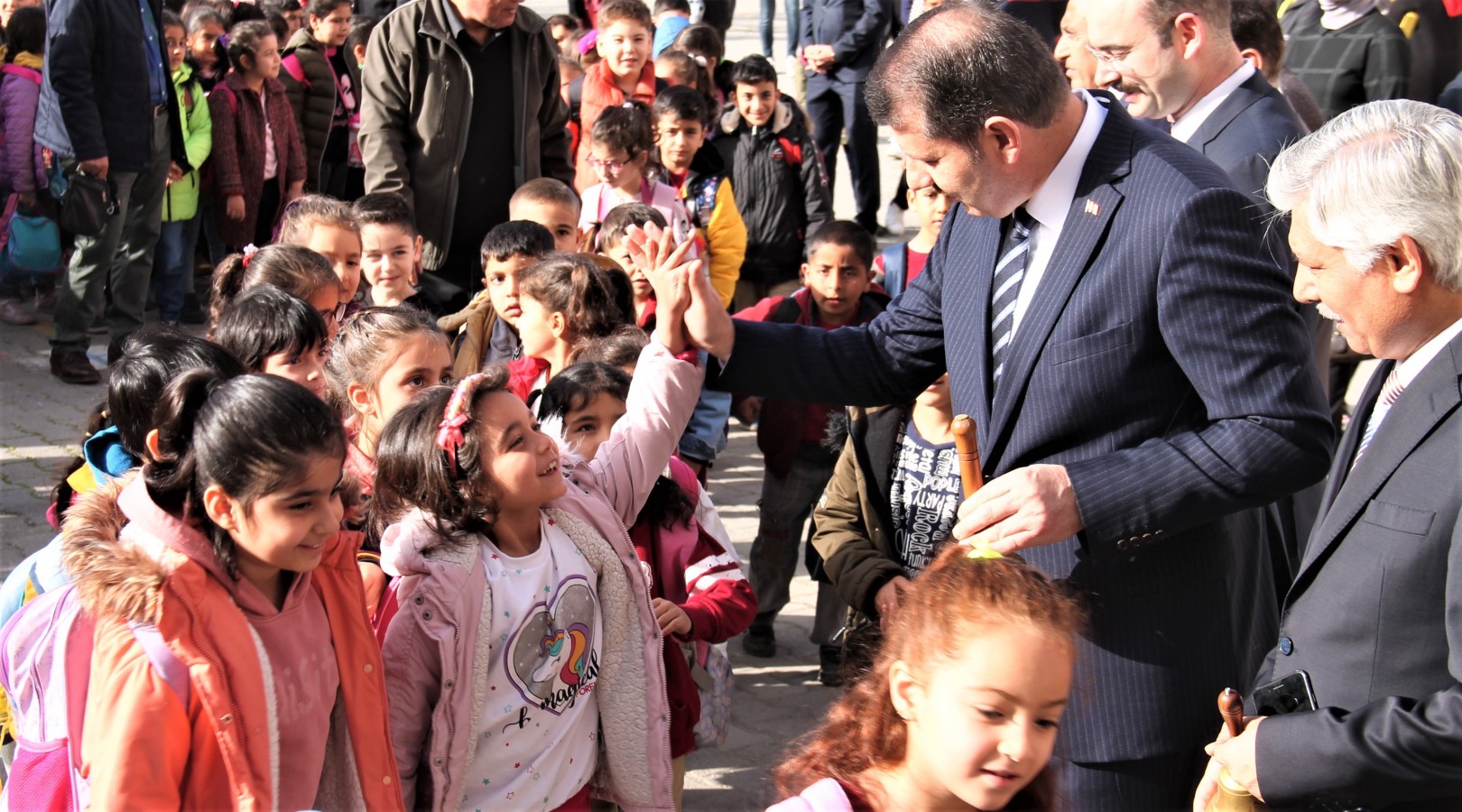 Depremden etkilenen Şanlıurfa’da okullar yeniden açıldı