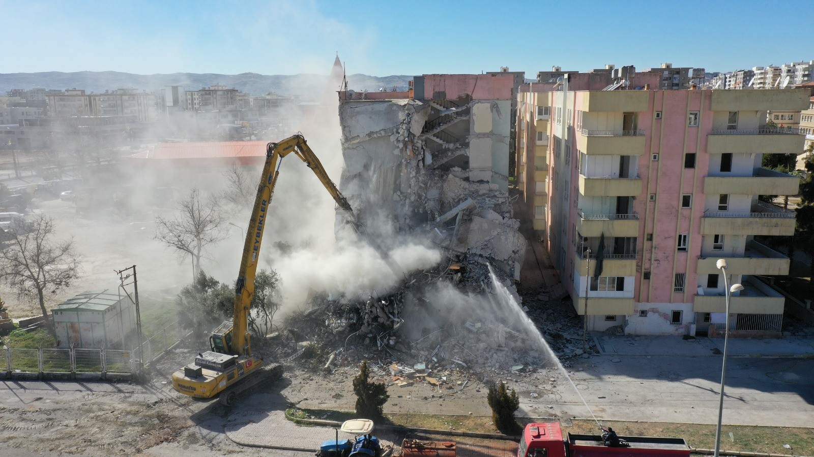 Kahramanmaraş merkezli depremlerde can kaybı 47 bin 932'ye yükseldi