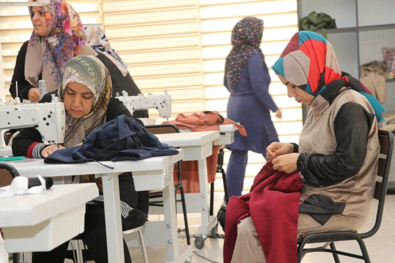 Karaköprü’de kadınlar zamanını kurslarda değerlendiriyor