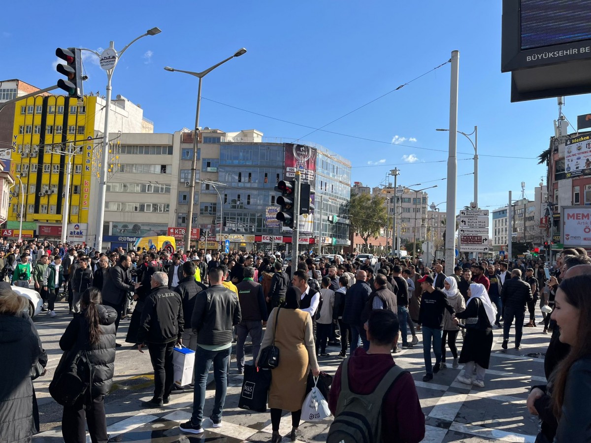 Şanlıurfa'nın göbeğinde kavga!;