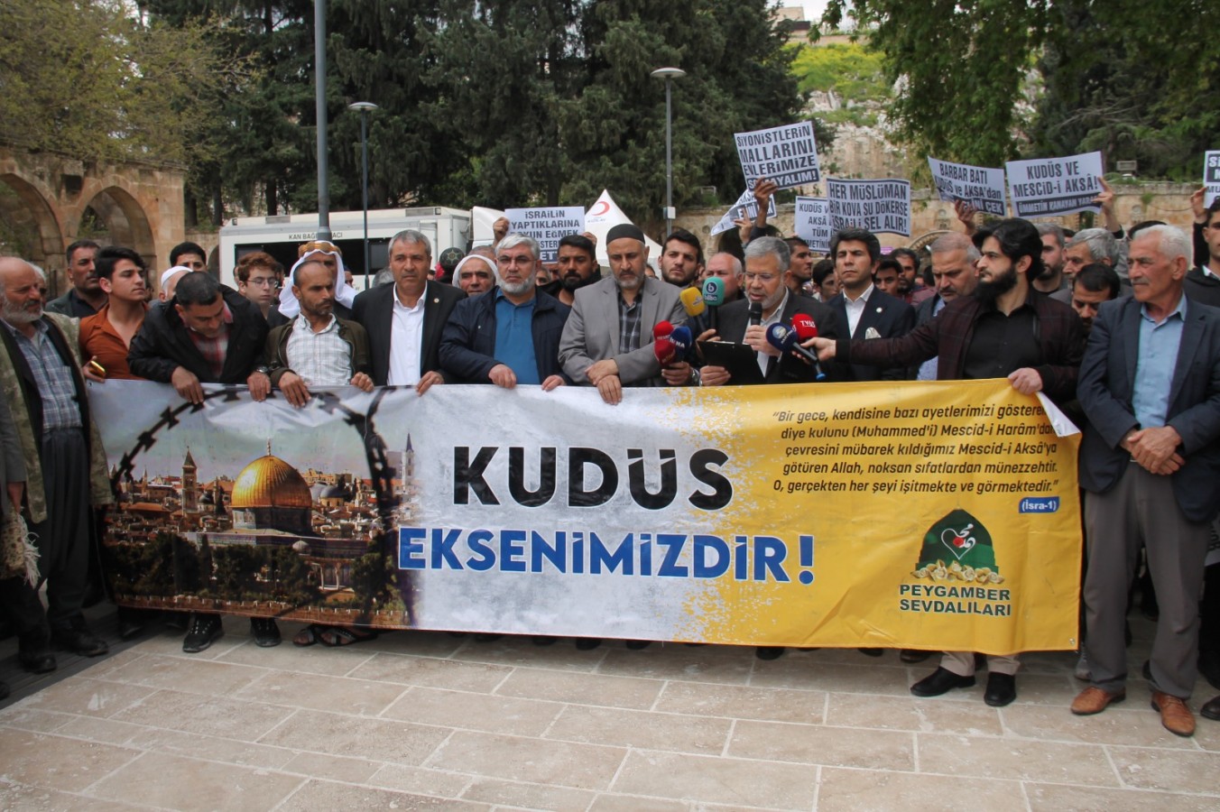 Şanlıurfa'da Dünya Kudüs Günü'nde İsrail protesto edildi;