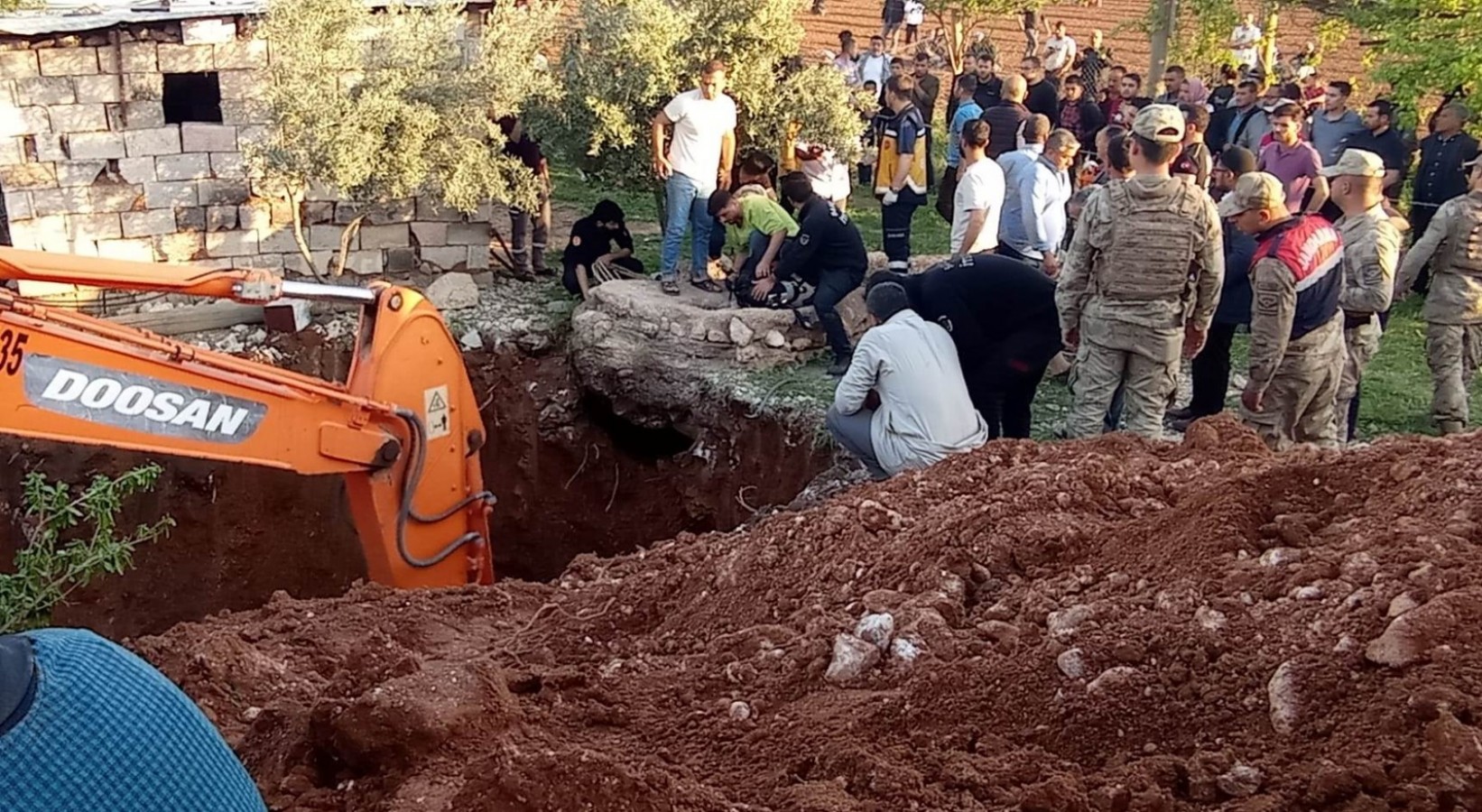 Urfa'da bebeğin acı sonu! Su kuyusuna düştü iddiası...