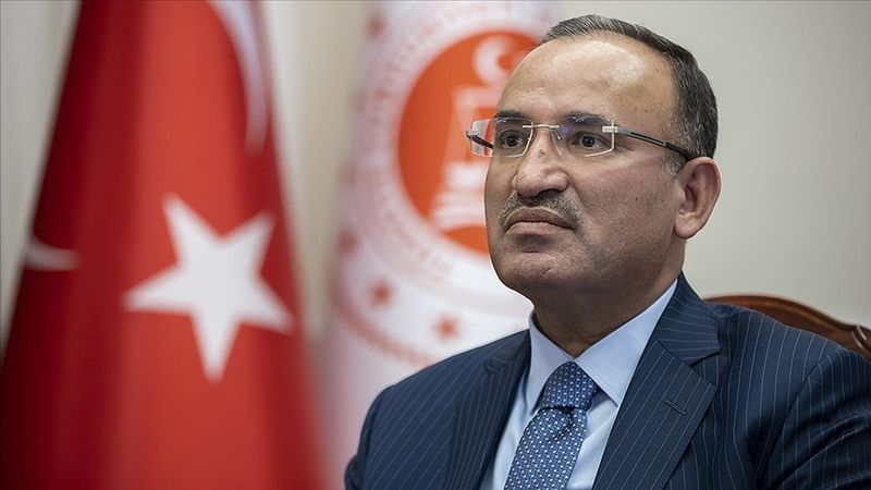 Bakan Bozdağ’dan ‘ikinci üniversite’ açıklaması