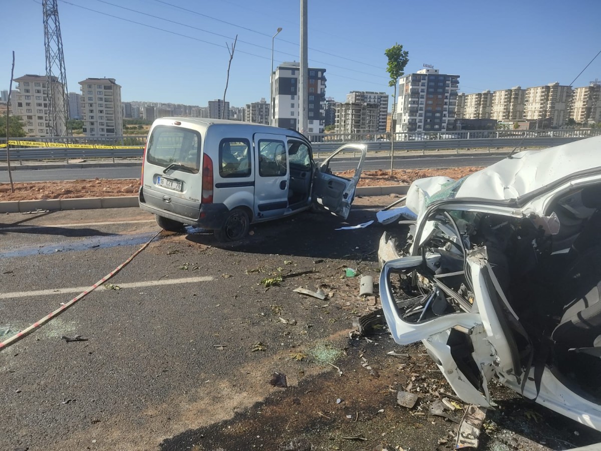 Karaköprü’de yaşanan kazada 2 kişi öldü