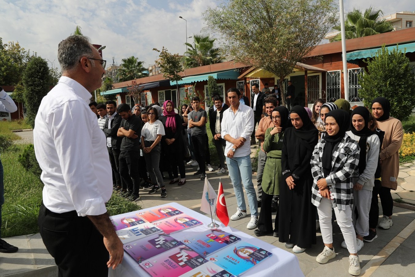 Eyyübiye Belediyesinin gençlik ve eğitim yatırımları devam ediyor