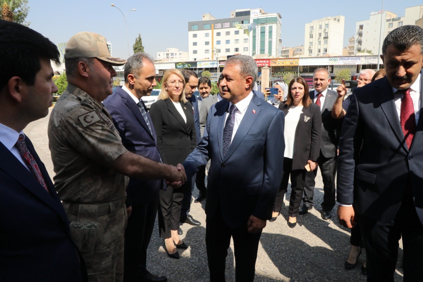 Şanlıurfa'ya atanan Vali Şıldak görevine başladı (2)