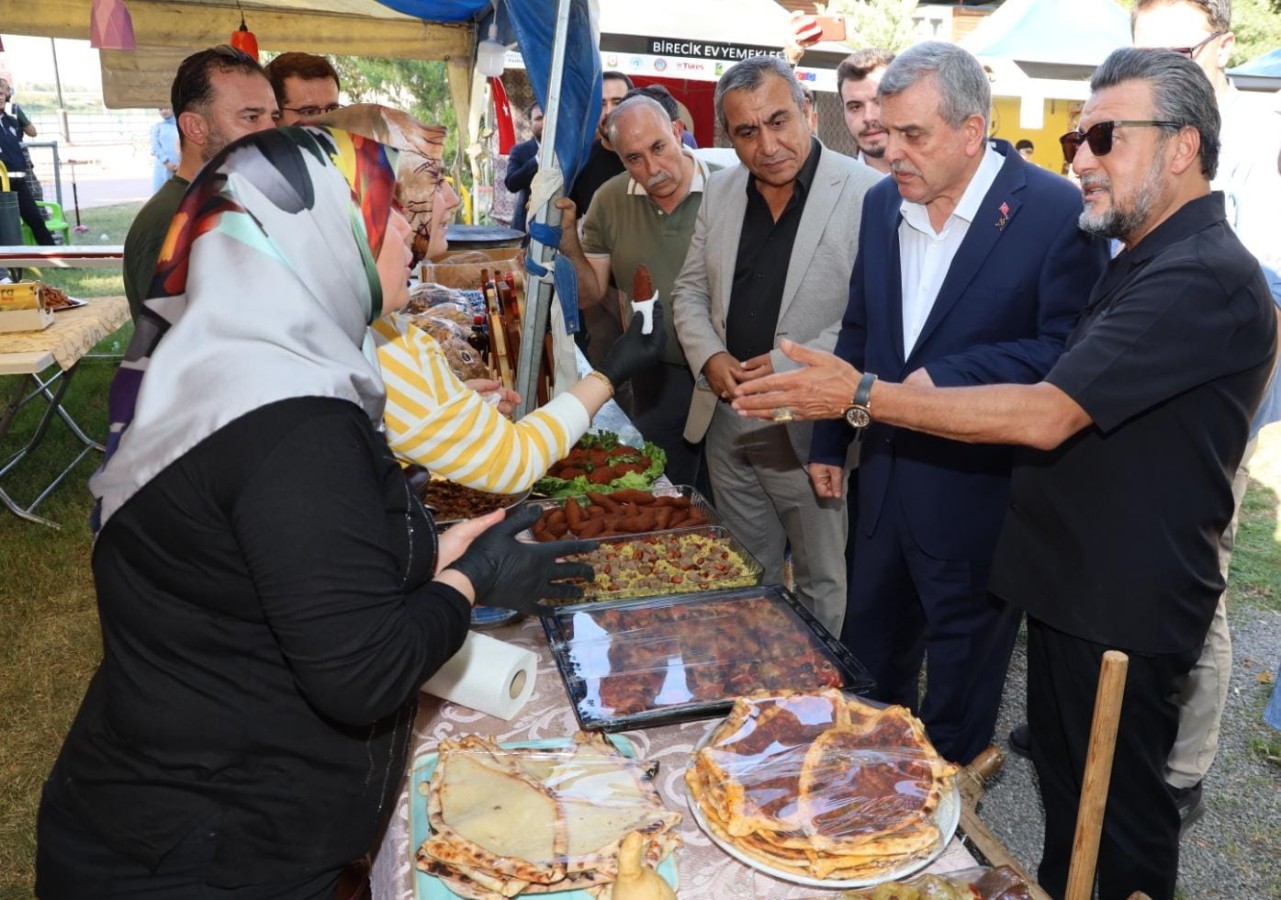 Başkan Beyazgül: Birecik patlıcanı ayrı bir lezzet