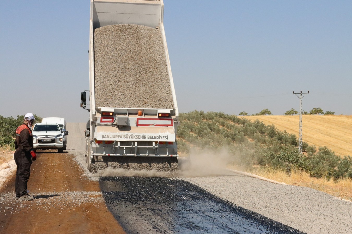 Büyükşehir’den kırsal mahallelerde asfalt çalışması