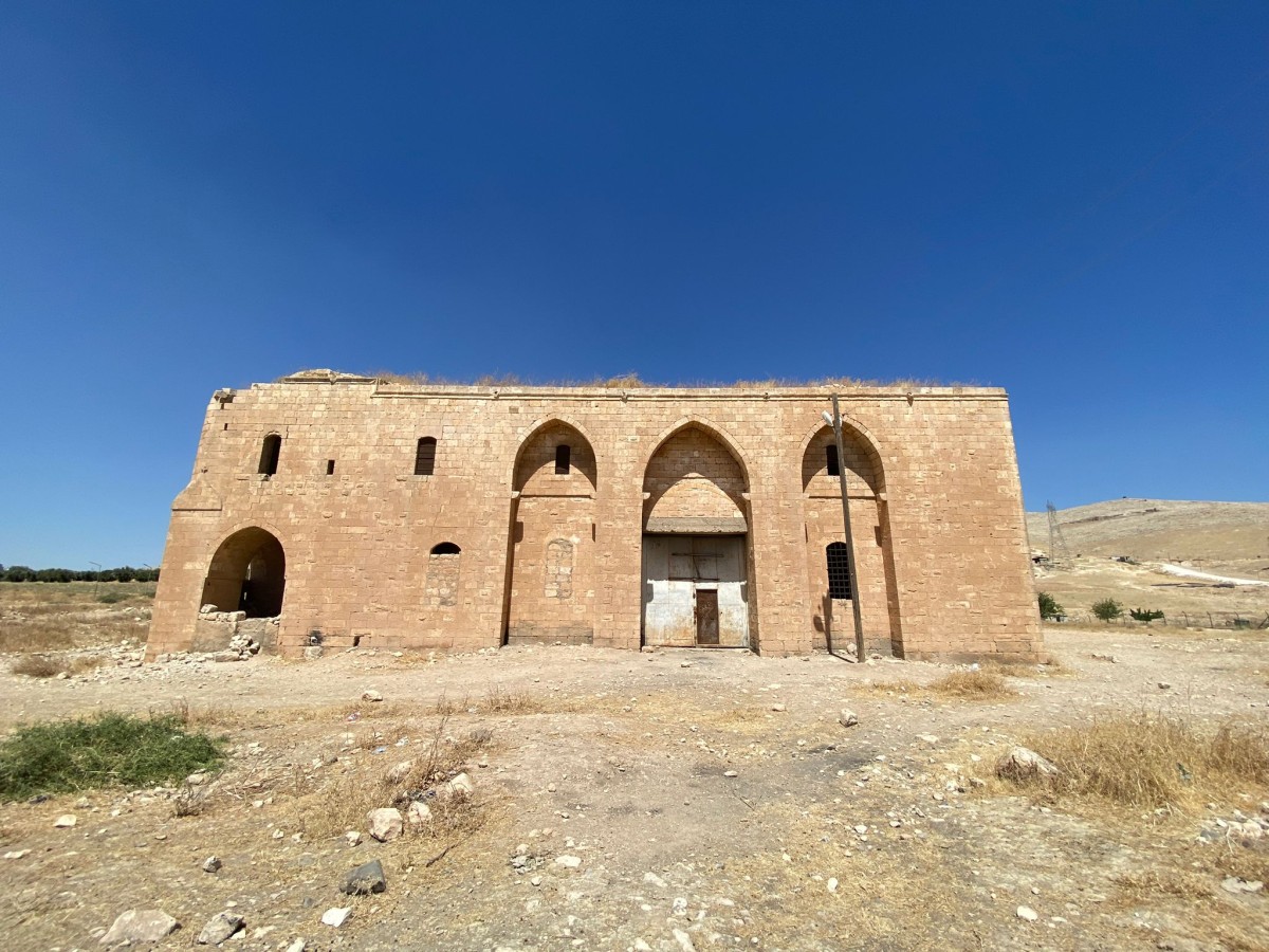 Tarihi kilise yıkılma tehlikesiyle meclis gündemine taşındı;