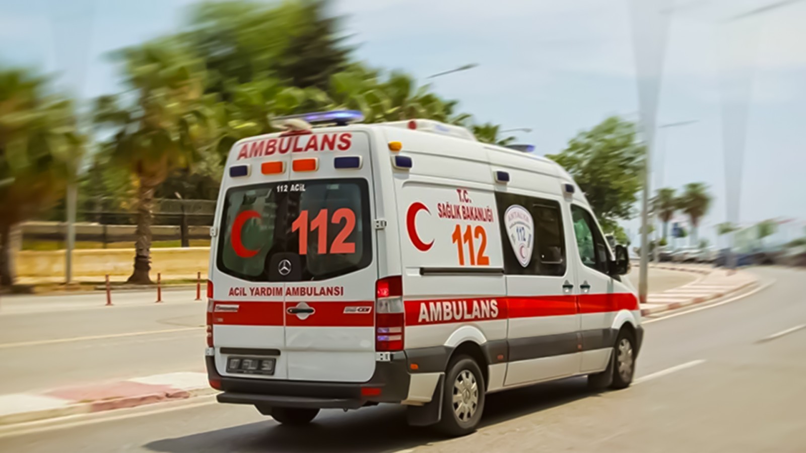 Urfa’da çarptığı çocuğu aracıyla hastaneye yetiştirdi;