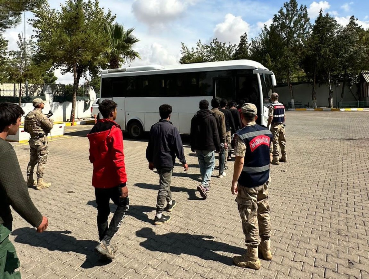 Urfa’da jandarmadan düzensiz göçmen operasyonu;