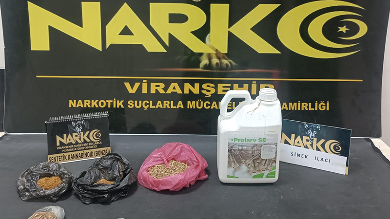 Viranşehir'de uyuşturucu operasyonu: 3 gözaltı;