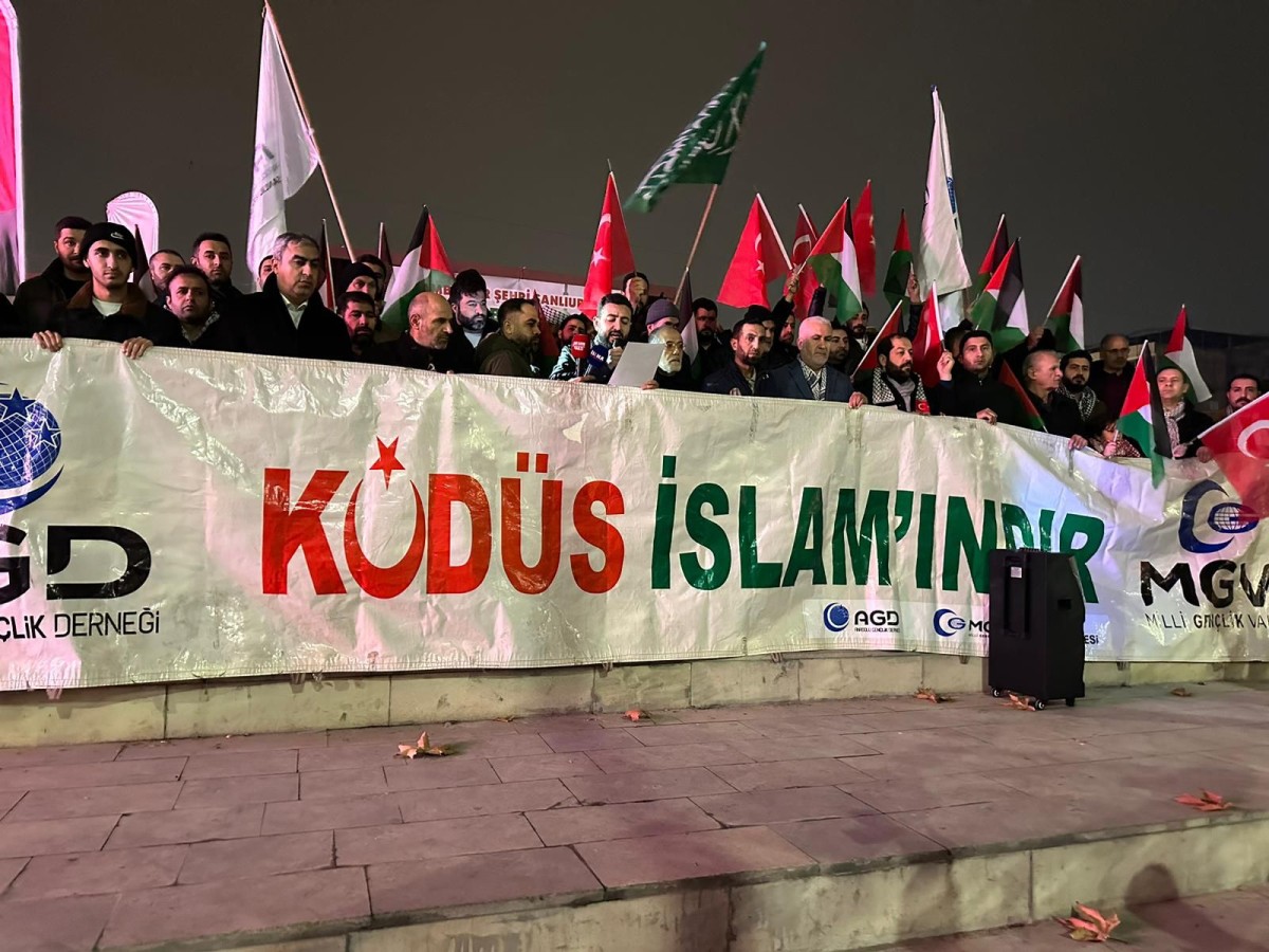 Şanlıurfa’da Şeyh Salih Aruri için cenaze namazı kılındı;