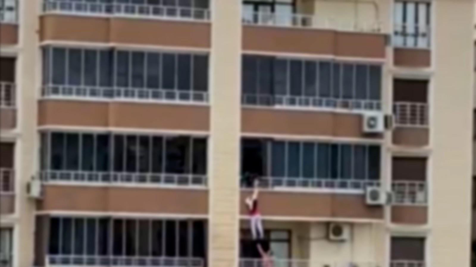 Viranşehir’de genç kız intihar girişiminde bulundu;