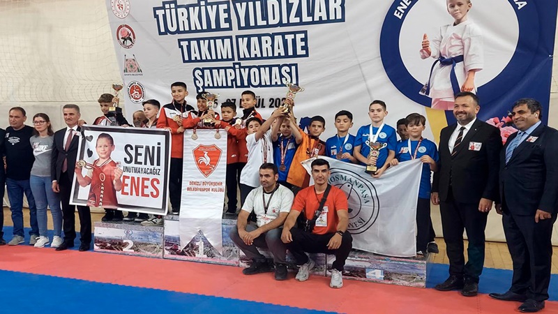 Şanlıurfalı sporcular karate şampiyonasında Türkiye üçüncüsü;